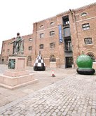 Museum in Docklands 
�۴��F�����ժ��]