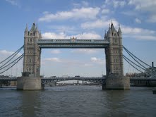 Tower Bridge 
���