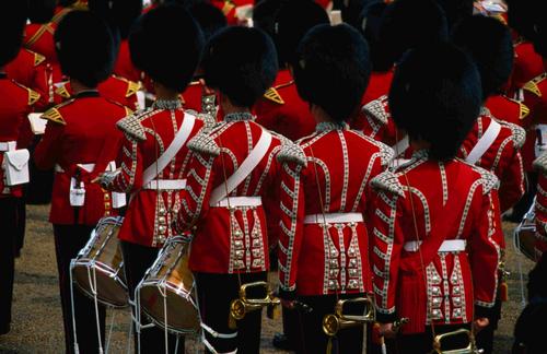 Horseguards' parade at the Trooping of the Colour 
�b�x�X�q§���������\�L