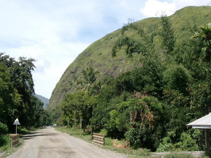 Road to start-off point