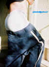 Split_shirt_and_pants-Es_shoes_05.jpg (42341 bytes)