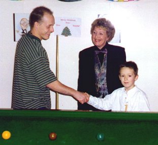 Snooker tournament at Chez Kendall. Dave drew Scott and Mum was referee
