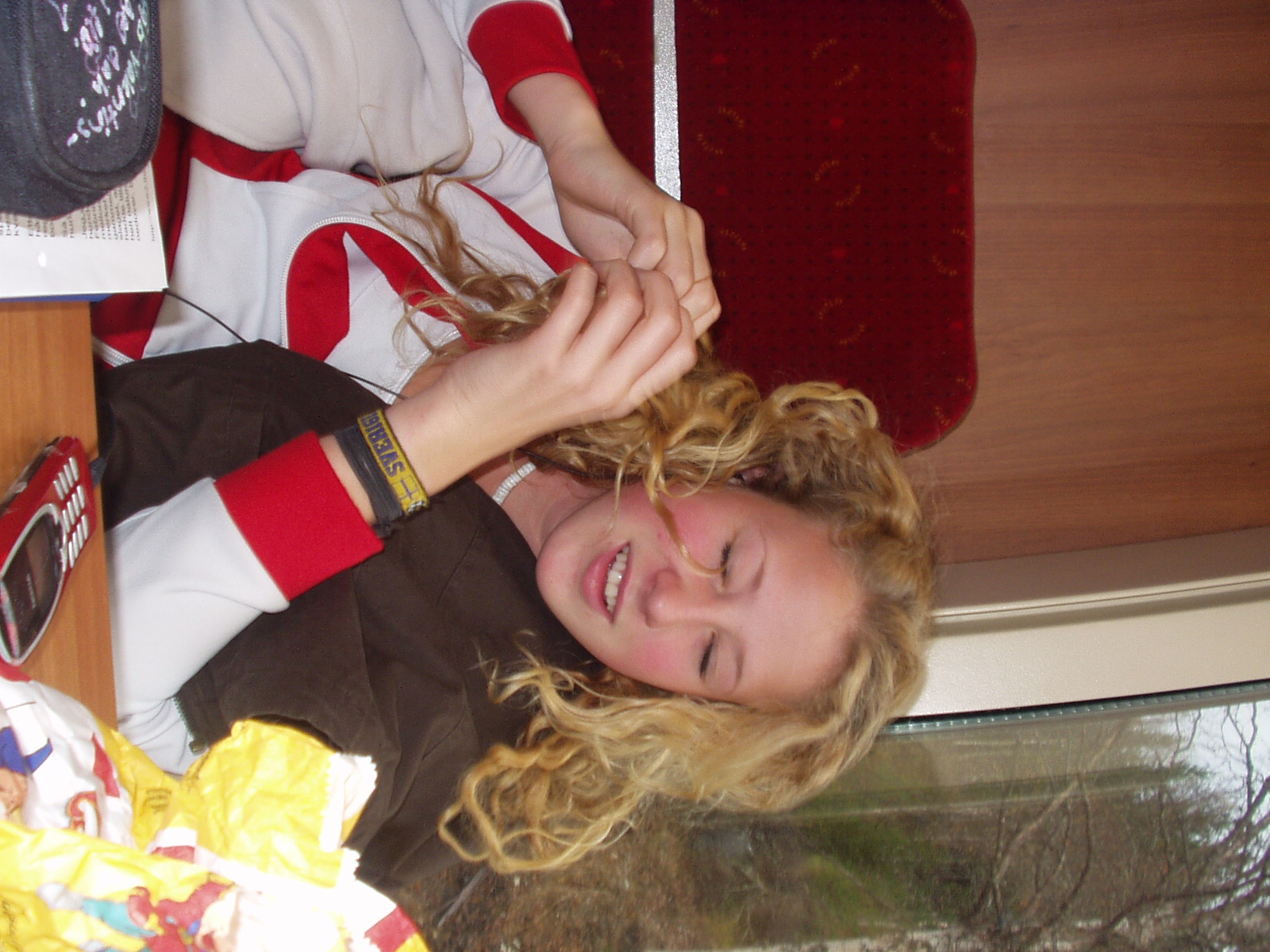 v�ken:P