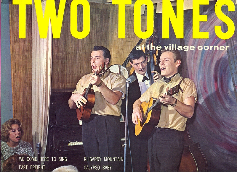 Ir al CD At The Village Corner [1962] para ver canciones, e imagen ampliada