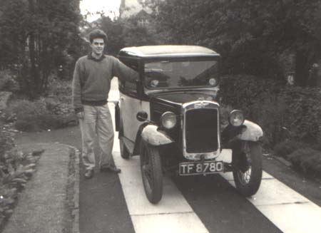 Austin 7 saloon