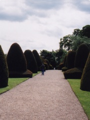 The topiary lawn alongside the castle