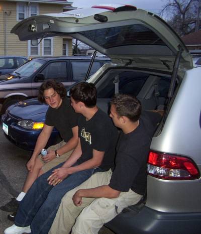 Mike Marquard, Ben, and Nic - getting some shade