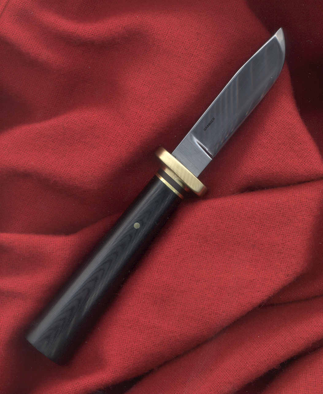 Good grip. Sleek style.