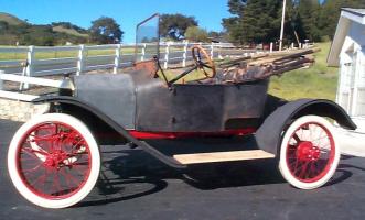1914 Grant, Model M roadster - left profile click_To_enlarge