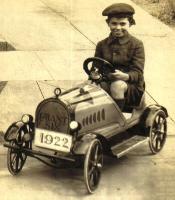 1922 GRANT Six Pedal Car