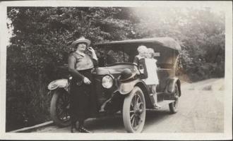 Grant Six touring - old photo