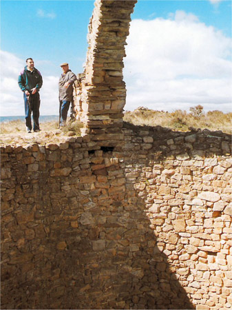 La nevera de  Gr�valos abril 2004