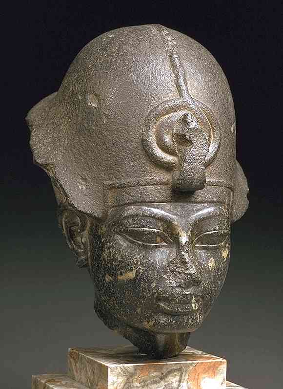 King Akhenaten