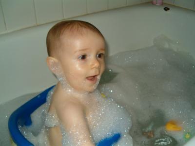 Mommy, tell Daddy to lay off the suds!