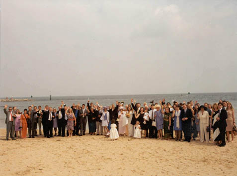 Everyone_on_beach