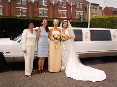 Nicola_Verity_Jo_Jessica_By_Car