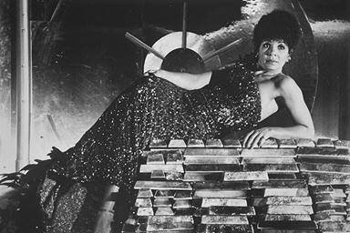 Shirley Bassey recorded the theme song for Goldfinger