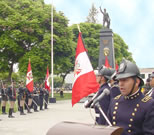 Monumento al Inspector de Guardias GC Mariano Santos Mateo, el Valiente de Tarapac�, en San Borja, Lima, Per�
