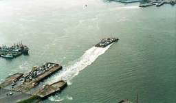 Pier de atraca��o em Santos