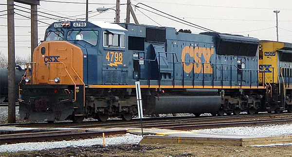 CSX SD70MAC (flared radiators)