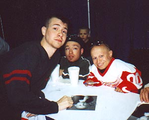 Verne Troyer (Mini-Me from 'Austin Powers') - Detroit Auto Rama - 2000