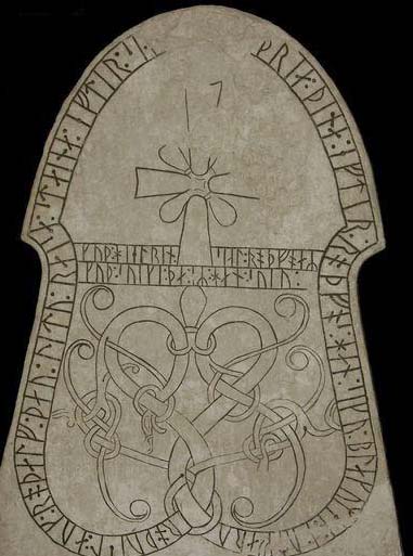 click pentru mai multe detalii despre pietrele funerare din insula Gotland