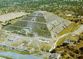 pyramid2.jpg (17778 bytes)