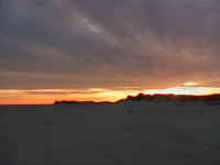 ocrasunset.jpg (14199 bytes)