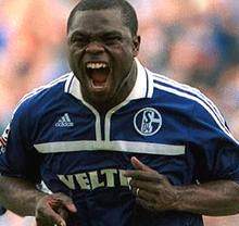 DFB-Auswahlspieler Gerald Asamoah, einziger deutscher Feldspieler bei Schalke 04