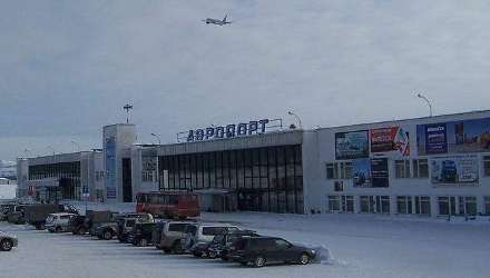 [Der Flughafen von Magadan]