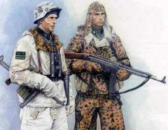 [Skandinavische Angehrige der Waffen-SS in Winter- und Sommeruniform mit Maschienpistole und Sturmgewehr]