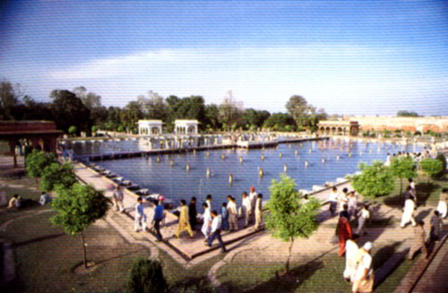Shalamar_gardens
