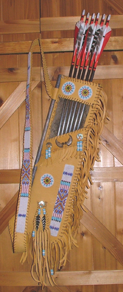 Quiver with bear claw.