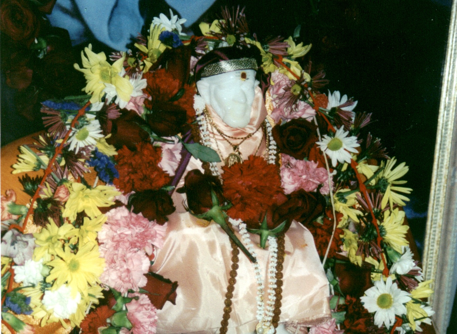 Saibaba's Murti at 2002 Guru Poornima celebrations in Minneapolis