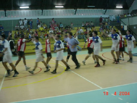 m_ligasm2004_ita_equipe02.jpg (55755 bytes)