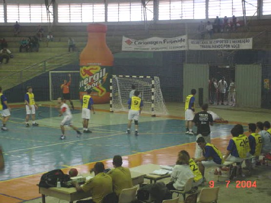 m_regionais2004_ataque02.jpg (62389 bytes)