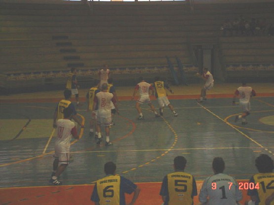 m_regionais2004_ataque05.jpg (41850 bytes)