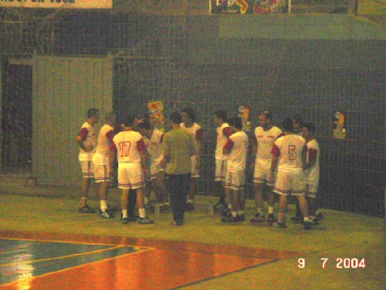 m_regionais2004_equipe03.jpg (72245 bytes)