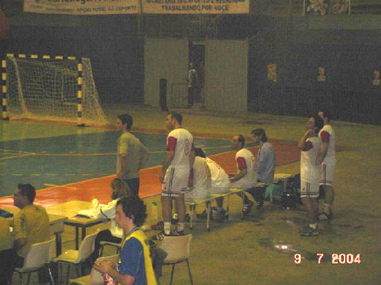 m_regionais2004_equipe04.jpg (62577 bytes)