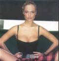 ValeriaBilello01.jpg
18,30 KB 
558 x 574 
4.7.2003
