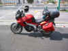 aprilia with luggage from the side.jpg (471651 bytes)