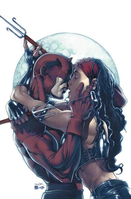 Greg Rucka and Salvador Larroca's ULTIMATE DAREDEVIL & ELEKTRA, avaliable from Marvel Comics