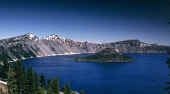craterlake1_wizardisland.JPG (28103 bytes)