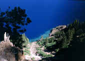 craterlake2view_inlake.JPG (45143 bytes)