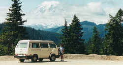 rainier.jpg (73097 bytes)