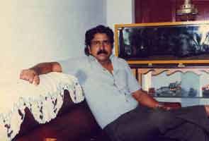 in_80s.jpg (53825 bytes)