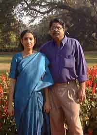with_lalitha_bangalore.jpg (63541 bytes)