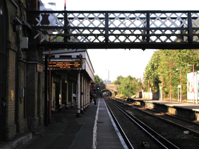 Plumstead_train_platform