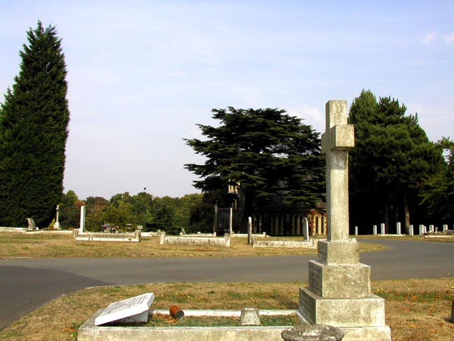 graveyard_plumstead