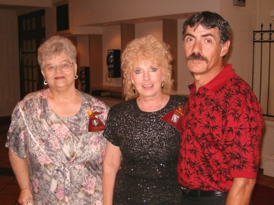 Jo Beth (Clabaugh) Brown, Andrea (Forister) Castillo & husband